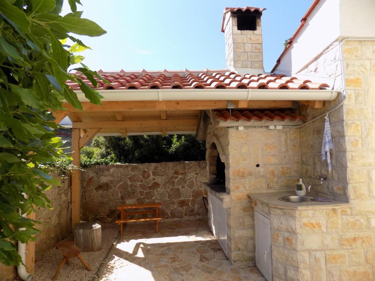 Villa Jukic Murter Exterior photo